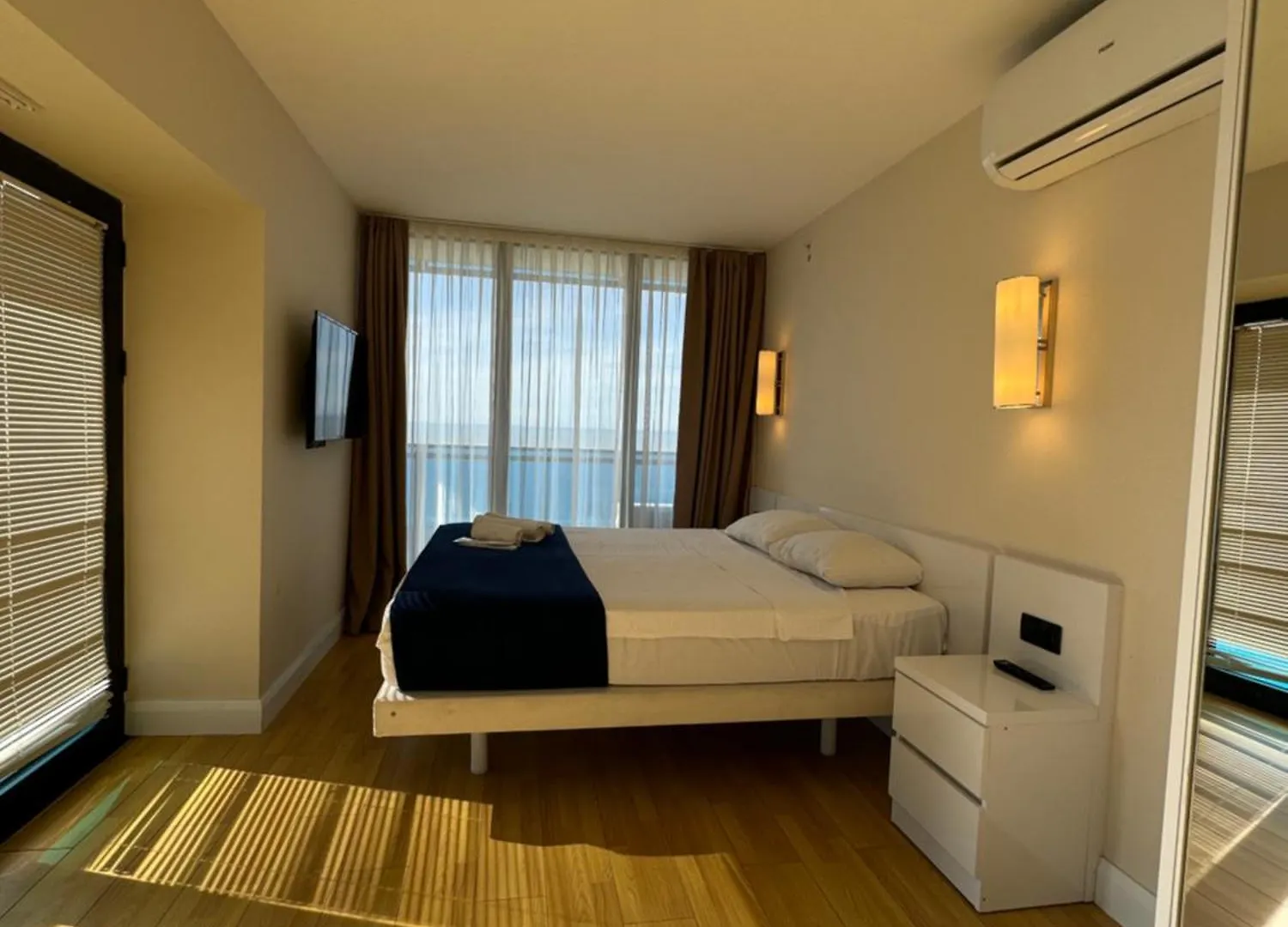 Orbi City Aparthotel Sea View Batum 5*,  Gürcistan