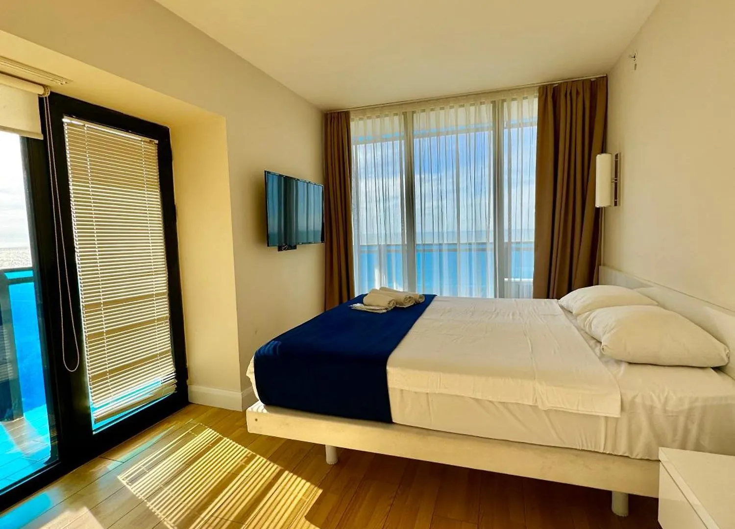 Orbi City Aparthotel Sea View Batum