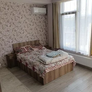 Mary's Cozy & Lovely On Very Quiet Khosharauli Street Тбилиси
